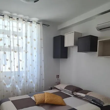 Casa Romanzi Holiday home *